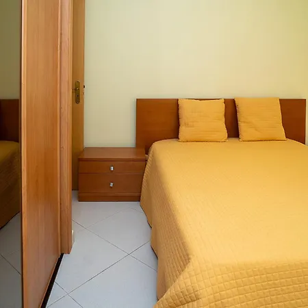 Conchas - Enjoy The Seaview Pool With The Only Steps Away Sesimbra