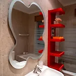 Conchas - Enjoy The Seaview Pool With The Only Steps Away Apartament *