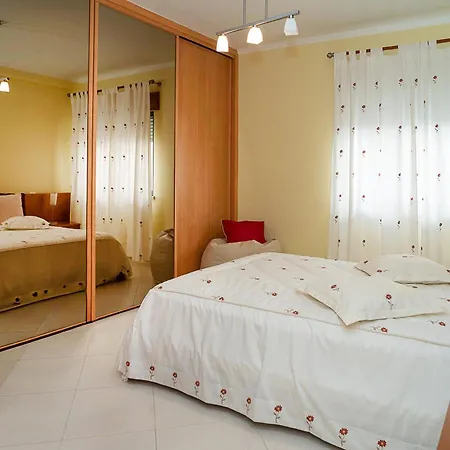 Conchas - Enjoy The Seaview Pool With The Only Steps Away Apartamento Sesimbra