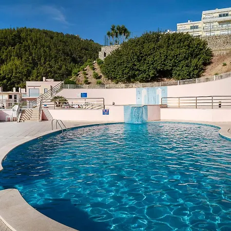 Apartamento Conchas - Enjoy The Seaview Pool With The Only Steps Away