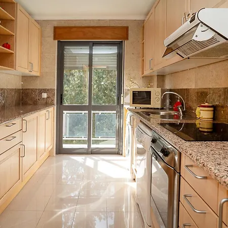 Conchas - Enjoy The Seaview Pool With The Only Steps Away *